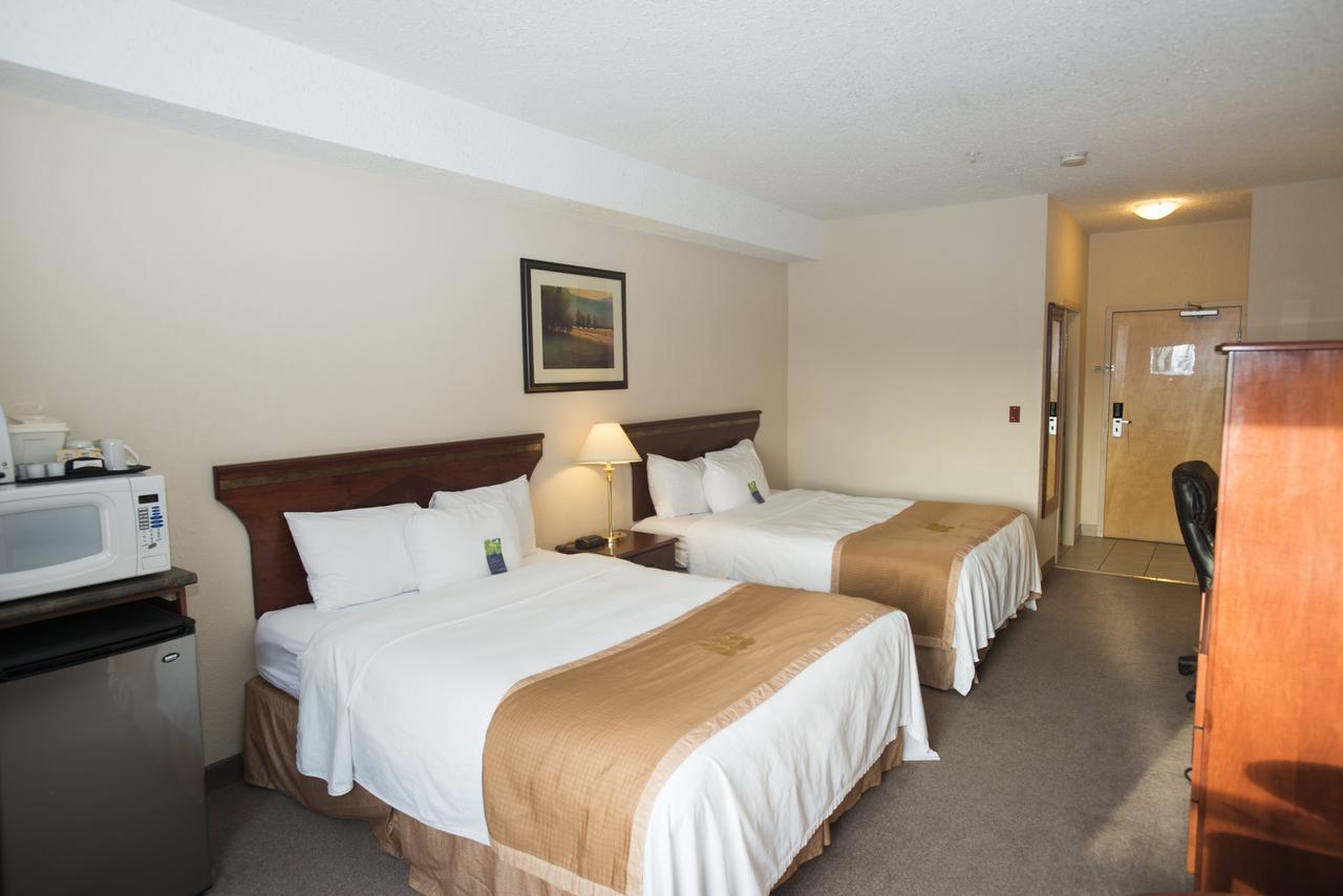 Lakeview Inns & Suites - Chetwynd Exterior foto